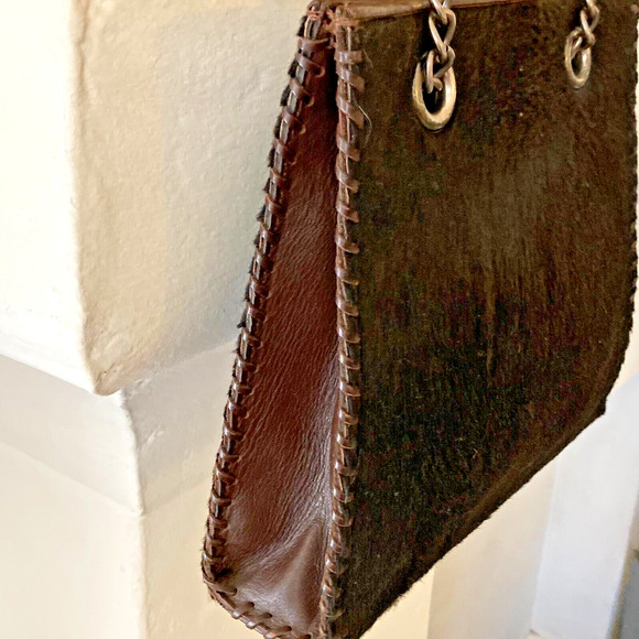 Brown Pony Hair, Chain Bag Designer Principessa, Adriana wore in Sopranos S5Ep12 - Picture 5 of 16